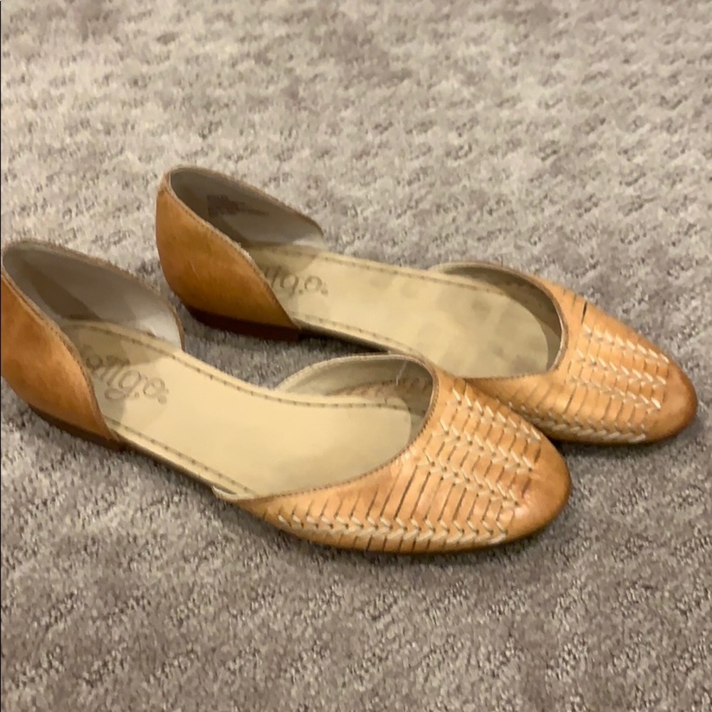 Tan Latino Woven Flats